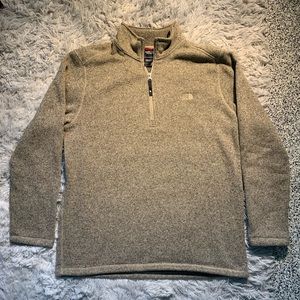 The North Face 1/4 zip Pullover